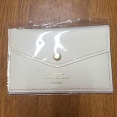 デルフォニックス キトリ カードケース クリームのサムネイル