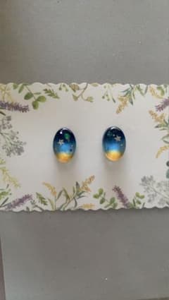 013ハンドメイド 青オレンジ星モチーフイヤリングのサムネイル