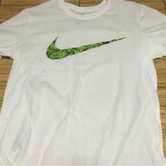 ナイキ Tシャツのサムネイル