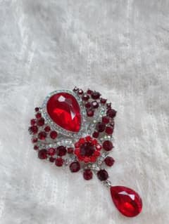 ☺️数に限りありますので お早めに☺️         ❤️ブローチ花型ダイヤモンド❤️のサムネイル
