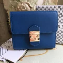 新品 未使用 フルラ  FRULA 財布 レザー 本革 コンパクトのサムネイル