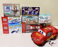 [Brand New, Unopened] Cars Pocket Tomica Big Series Fire Truck - Boys' Toy Set (8 items total)