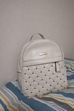 値下げ( *´艸`) ミニリュック ホワイトのサムネイル