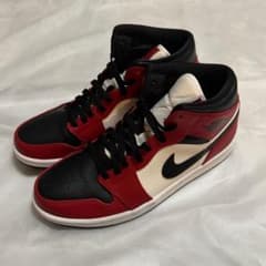 NIKE AIR JORDAN 1 MID "Black Toe"のサムネイル