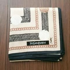 新品、未使用！イヴ・サンローラン☆バラ柄ハンカチのサムネイル
