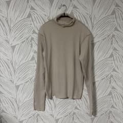 【Lサイズ】タートルネック♡ ベージュ系♡細リブ♡のサムネイル