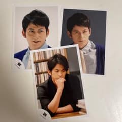 V6 岡田准一　公式写真のサムネイル