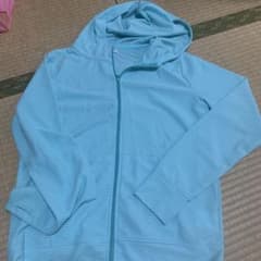 日除けパーカー　ラッシュガードのサムネイル