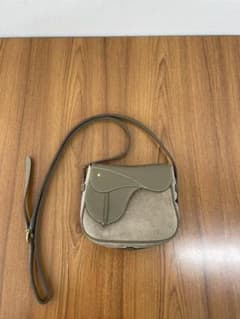 GUCCI  ショルダーバッグ　レディースのサムネイル