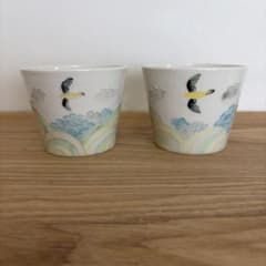作家　陶芸作家　イッチン　そば猪口　フリーカップ　虹と雲と鳥 作家 陶芸作家 イッチン そば猪口 フリーカップ 虹と雲と鳥 - メルカリ
