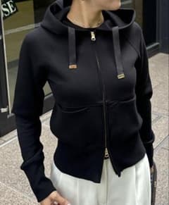 JENNE】ジェンヌ日本製美ラインパーカー Mサイズ 新品2025 - メルカリ