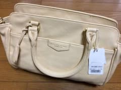 春にオススメ！ヒッチハイクマーケットのバッグ新品・値札付きのサムネイル