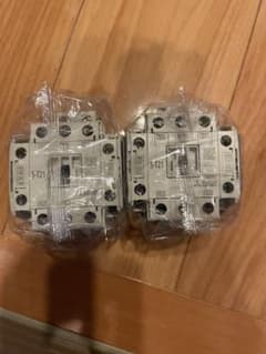 Thumbnail of S-T21 AC200V S-Tシリーズ（非可逆）電磁接触器 /2個　2a2b