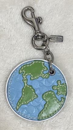 COACH 地球儀チャームのサムネイル