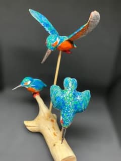 【一点物】カワセミ 三態 — 躍動する生命のアート — 一点物】カワセミ 三態 — 躍動する生命のアート — - メルカリ