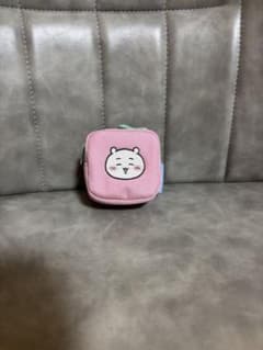 ちいかわ　カラビナ付きポーチのサムネイル