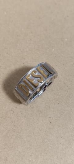 DIESEL ロゴ リング 指輪 シルバーカラーのサムネイル