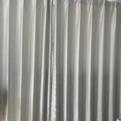 やまと様　遮光2級カーテン　高級感　200×100 4枚 やまと様 遮光2級カーテン 高級感 200×100 4枚 - メルカリ