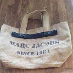 MARK  JACOBSのサムネイル