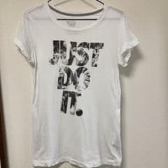 ☆NIKE  ☆ Tシャツ　Lサイズのサムネイル