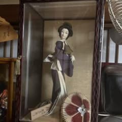 公*o様 日本人形 ガラスケース入り 鼓を持つ芸者 - メルカリ
