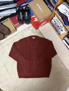 UNIQLO ニットのサムネイル