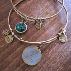 ALEX AND ANI 専用です。のサムネイル