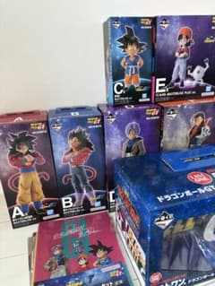 ドラゴンボールGT　一番くじ　コンプ各1つずつのサムネイル