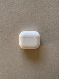 AirPodsPro3本体 充電ケースのみ(イヤホン本体なし)のサムネイル