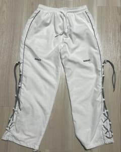 BURUIGEサイドレースアップ ワイドパンツ ホワイト ダンスパンツ◎のサムネイル