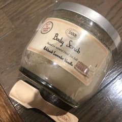 【新品】SABON ボディスクラブ パチュリ ラベンダー バニラのサムネイル