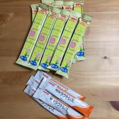 乳児用ミルク  ほほえみキューブ&ラクトレスのサムネイル