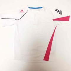 アディダス  スポーツTシャツのサムネイル