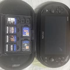 [値下げ可]SONY PlayStation Vita PCH-2000 本体のサムネイル