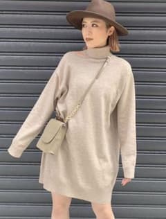 murua スラッシュミニニットワンピース　アイボリーのサムネイル