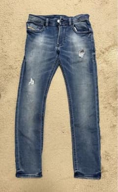 DIESEL デニム　ジョグジーンズ　THOMMER サイズ10のサムネイル