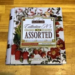 ★ぐみ様 専用★ バシラーティー  Basilur茶 Book型缶入り紅茶のサムネイル