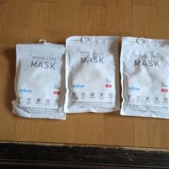 UNIQLO AIRism マスク ホワイト Mサイズ 3枚組のサムネイル