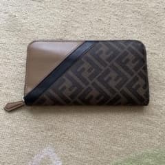 FENDI 長財布のサムネイル