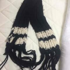 overthestripesマフラーのサムネイル