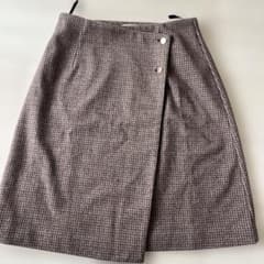 【grove】値下げ中⭐︎チェック柄ラップスカートのサムネイル