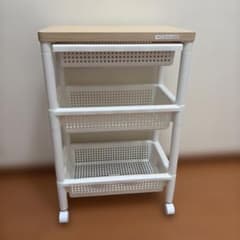 不動技研テーブルワゴンのサムネイル