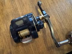 DAIWA SALTIGA IC 100 LIVREカスタムハンドル - メルカリ