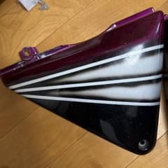 CB400SF NC31 サイドカバーのサムネイル