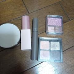 コスメ　まとめ売りのサムネイル