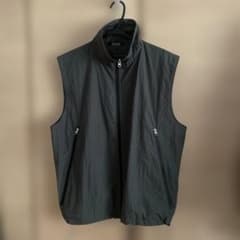 .KOM ダークグレー フルジップベストのサムネイル