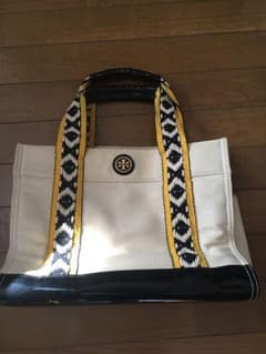 【断捨離ハンドさま専用】トリーバーチ トートバッグのサムネイル