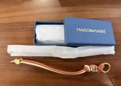【新品】MAISON de SABRE レザーリストストラップ