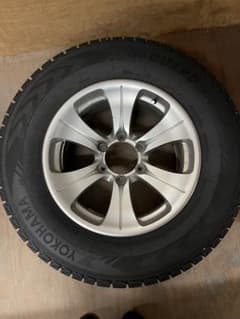 265/65R17 ホイールスタッドレスタイヤセットのサムネイル