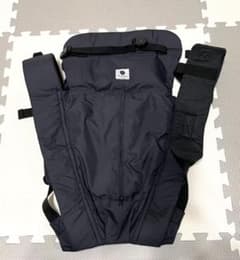 【あや様専用】サンクマニエルキューブ　抱っこ紐のサムネイル